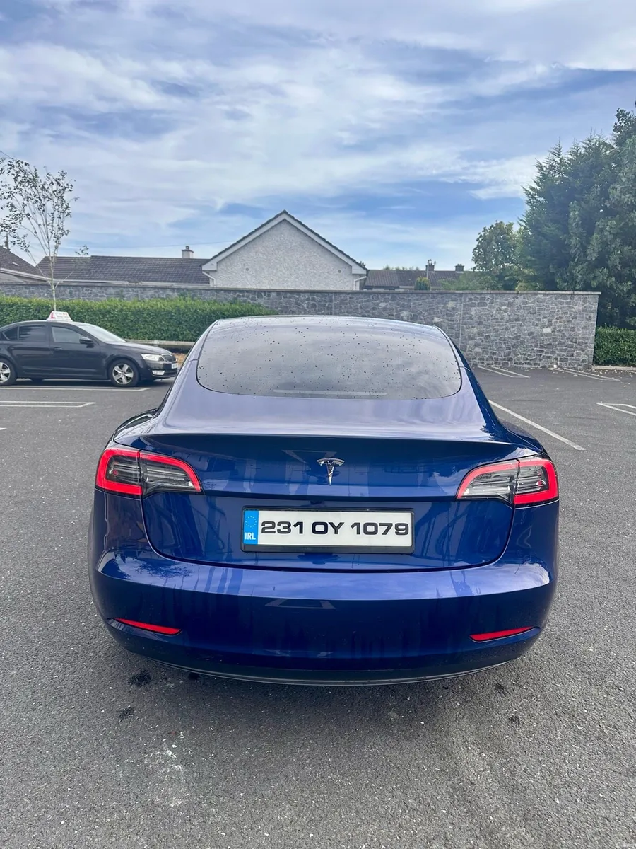 231 Tesla Model 3 RWD Premium - Image 6