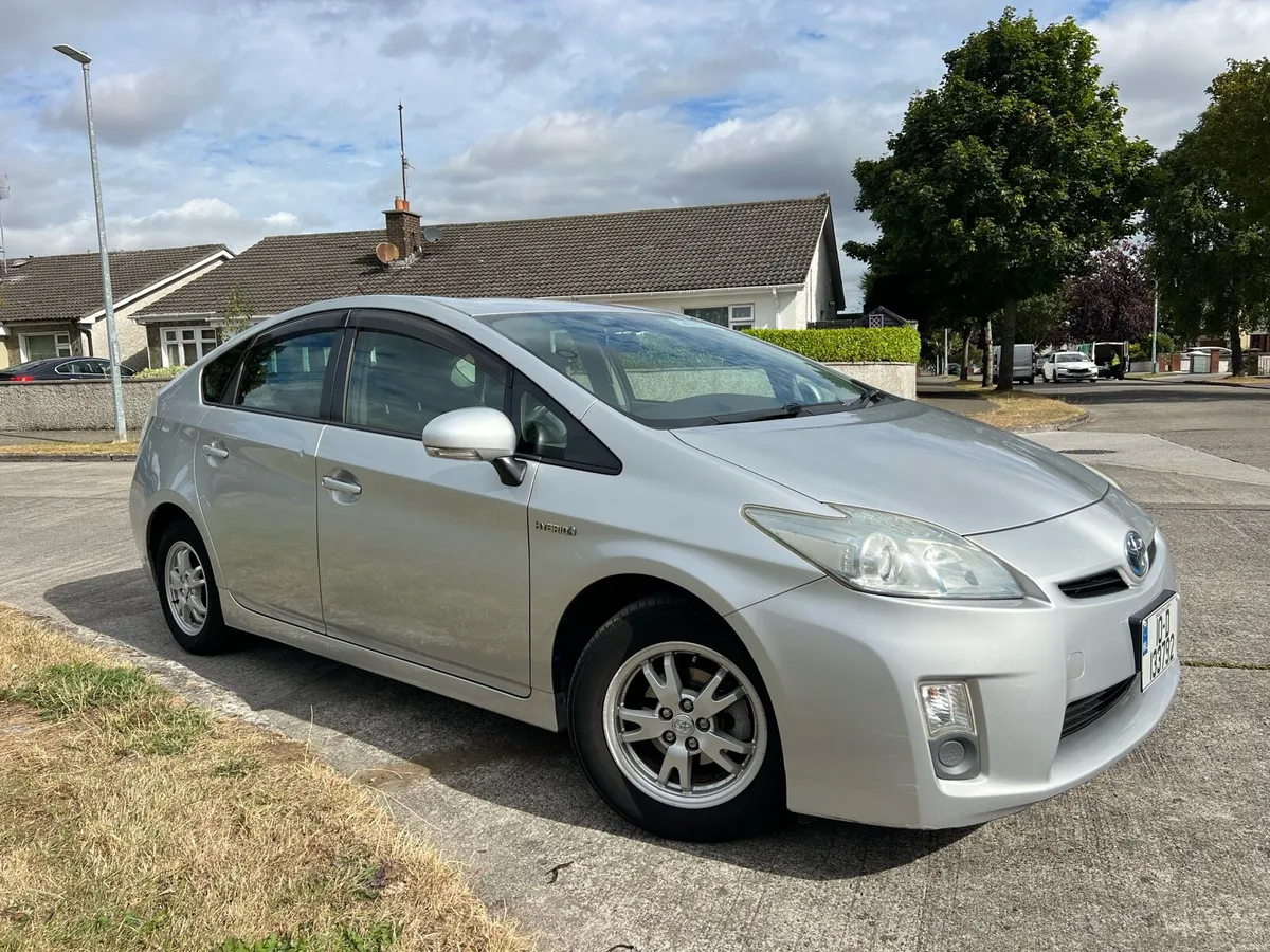 Toyota Prius Hybrid 2010/11 - Image 4