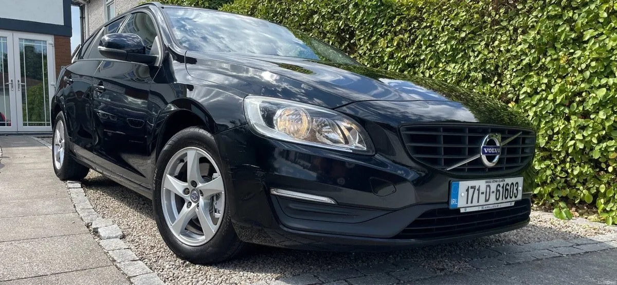 Volvo V60 2.0 d EST - Image 1