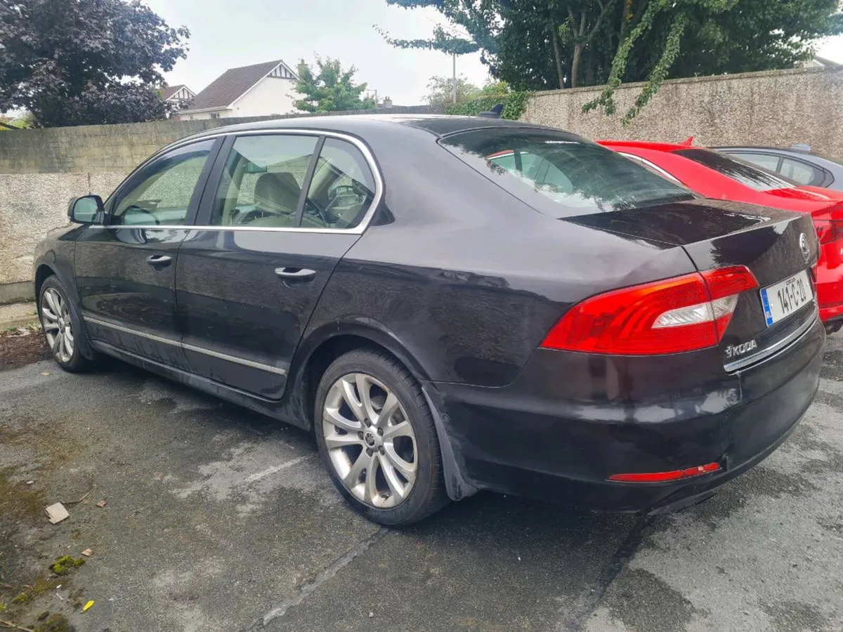 Skoda Superb 1.6 TDI Elegance – High Spec - Image 5