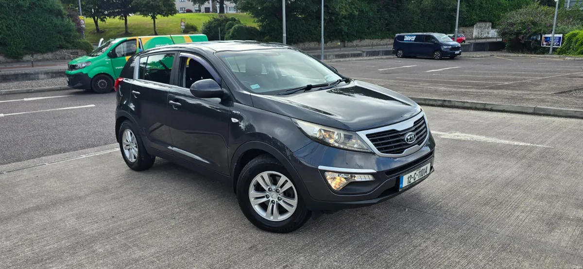 Kia Sportage 4 Wheel Drive 2.0 diesel - Image 1