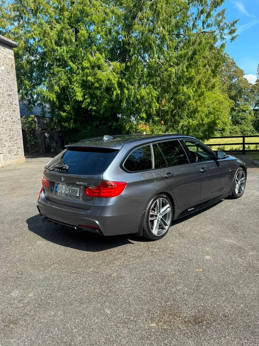 BMW 320D M-Sport Estate - Image 2