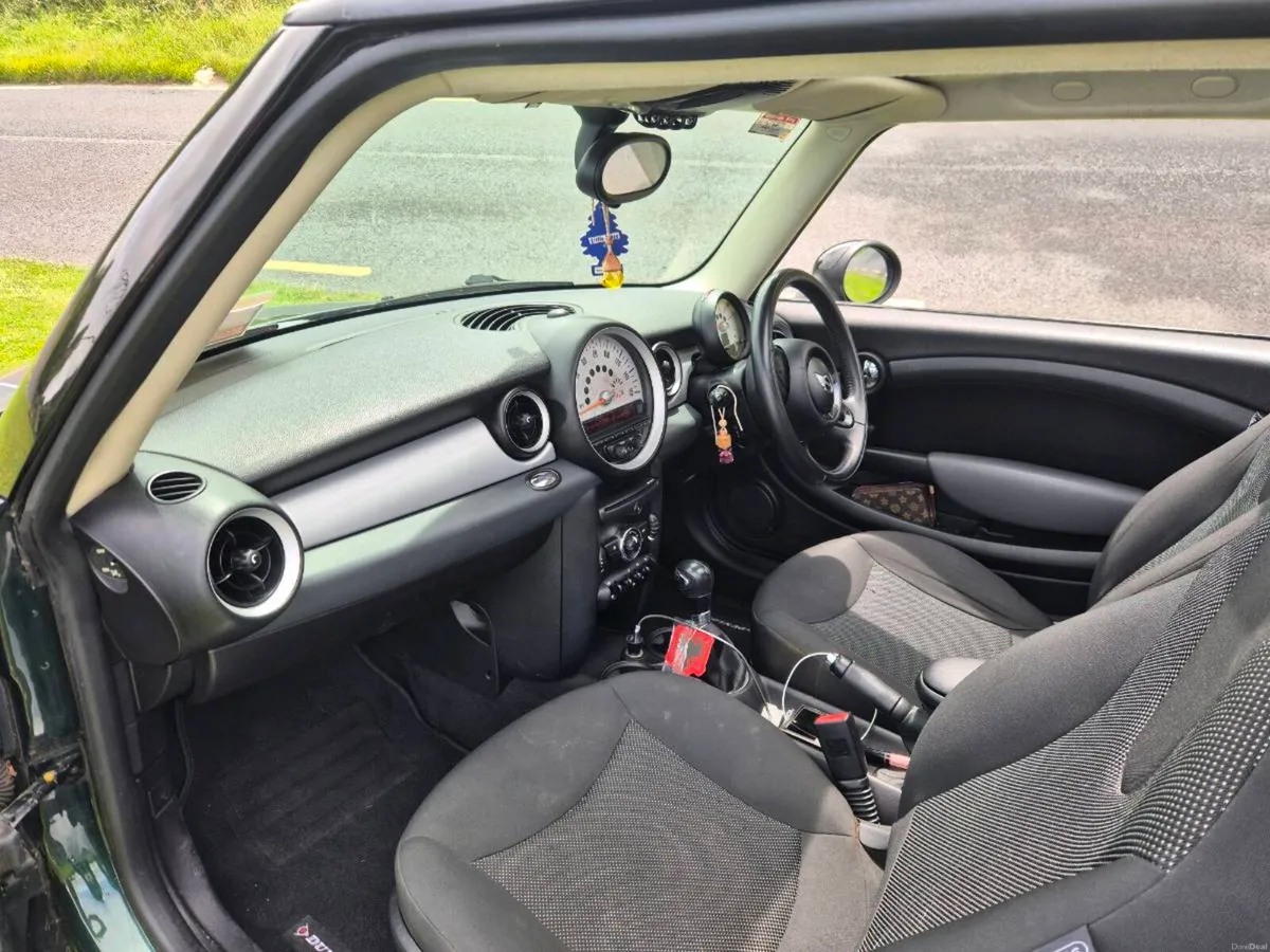 2012 Mini Cooper Diesel AUTOMATIC - Image 5
