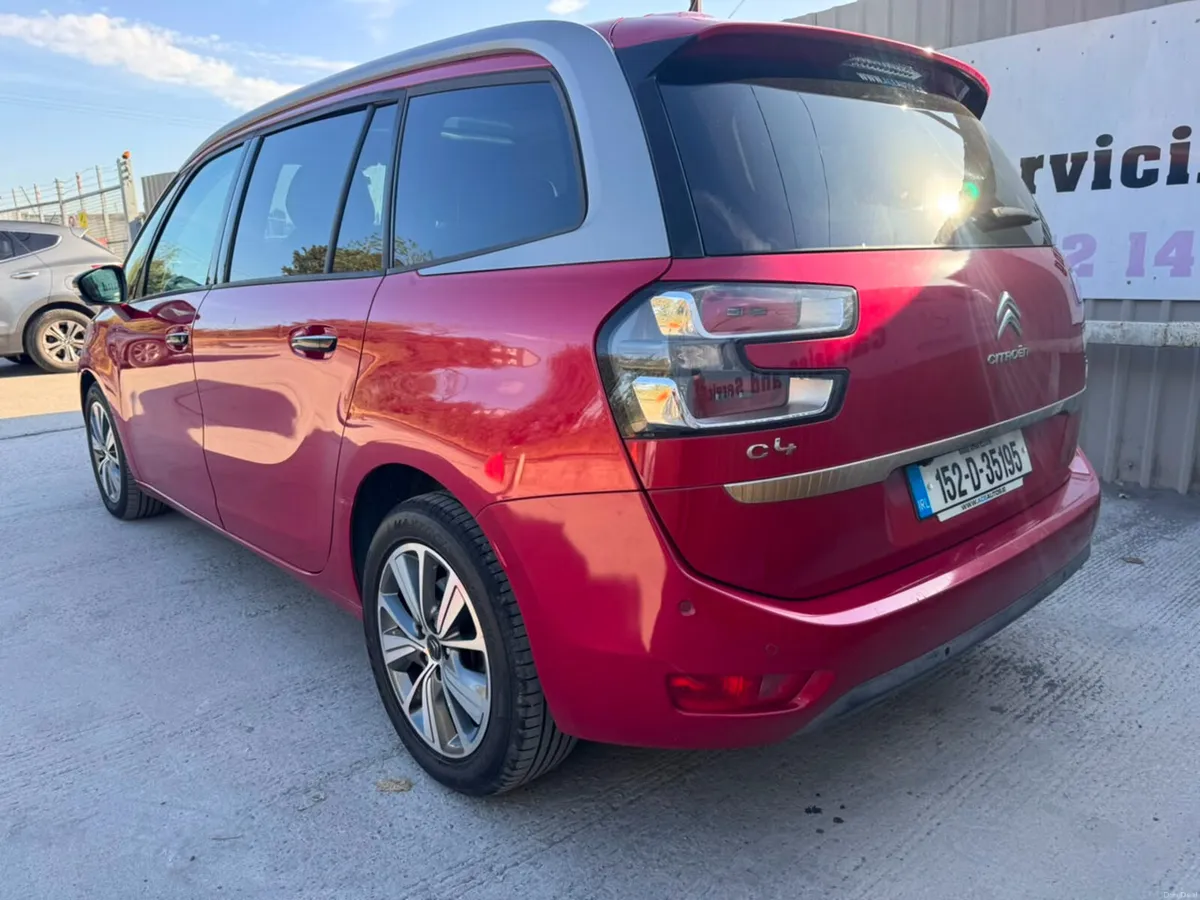152 Citroen Grand C4 Picasso  1.6 Petrol High Spec - Image 2