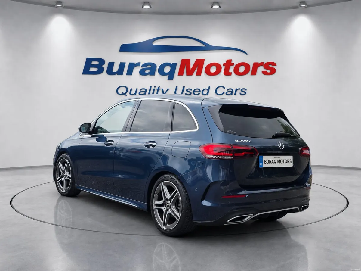 Mercedes-Benz B-Class 2.0L  AMG-LINE SUN-ROOF - Image 4