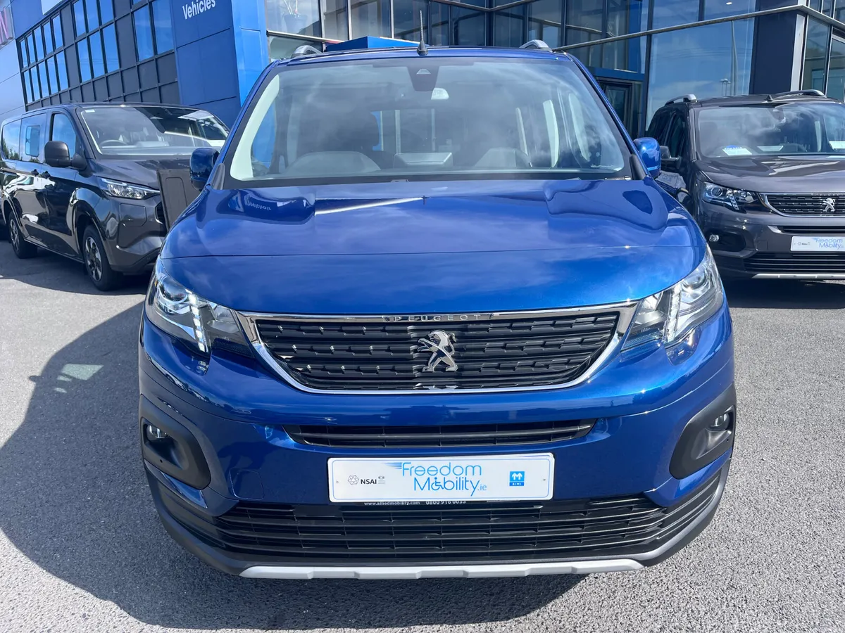 Peugeot Rifter 2021 Wheelchair Access - Image 2