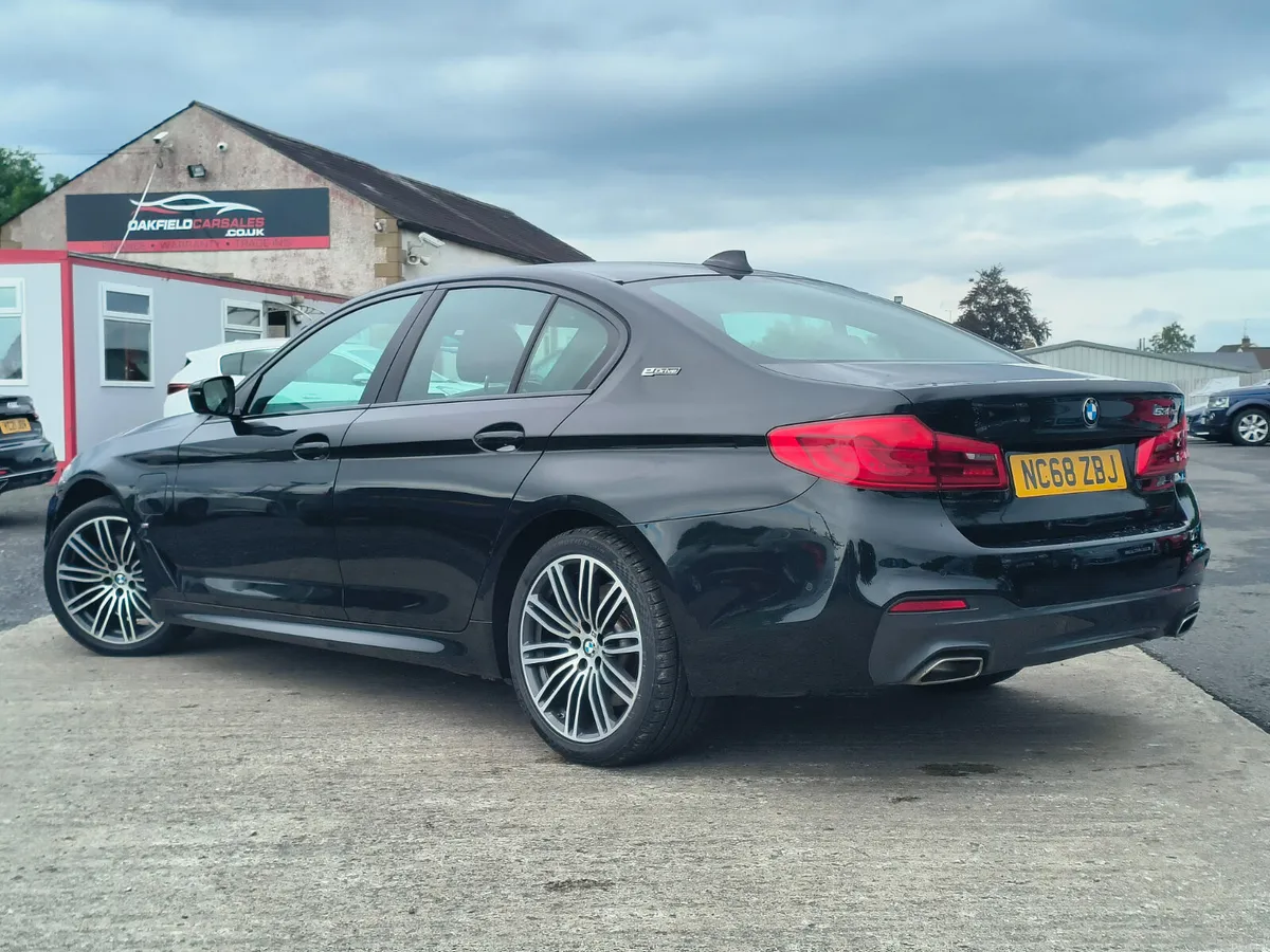 2019 BMW 5-Series 530e Plug In Hybrid LOW MILES - Image 2