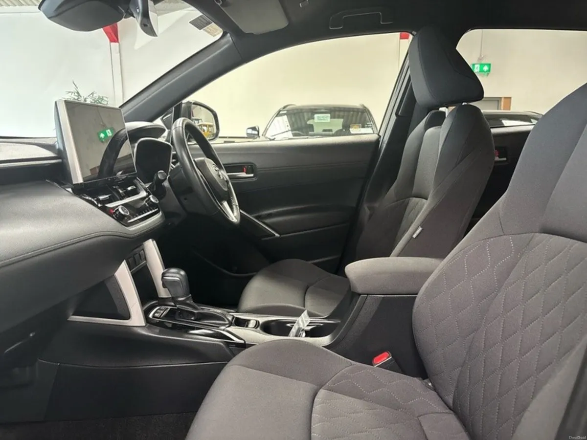 Toyota Corolla Cross 1.8 SPORT HYBRID SPORT - Image 6