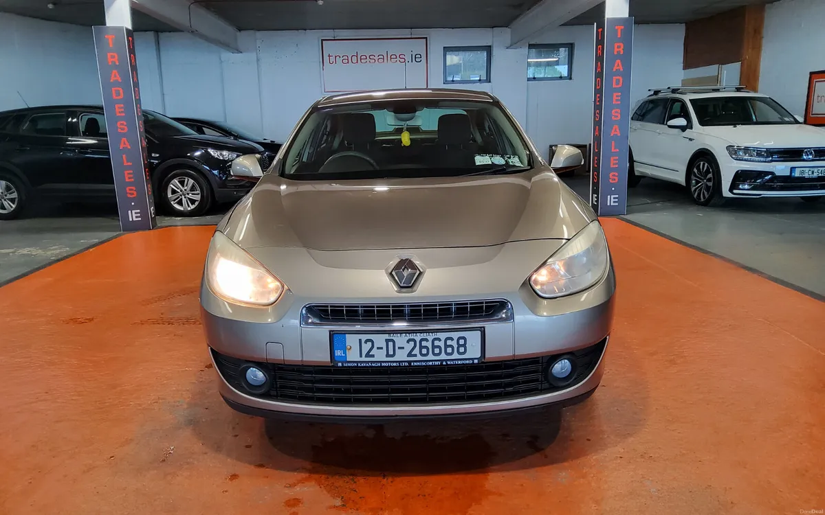 Renault Fluence 2012 - Image 2