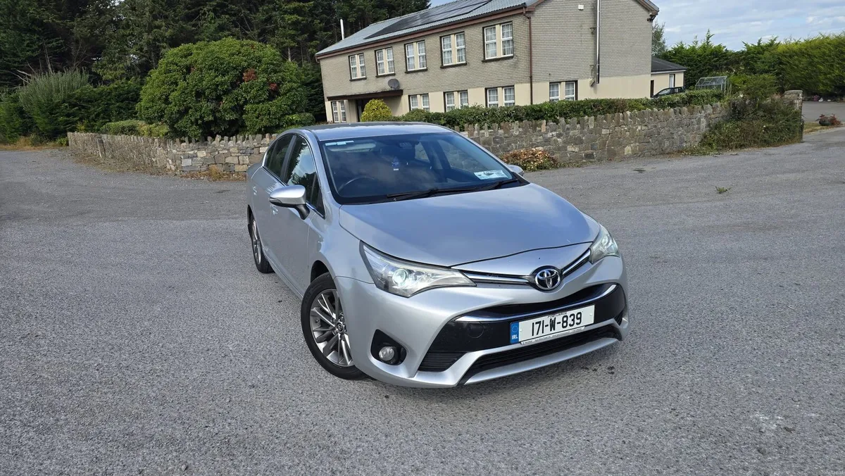 2017 Toyota Avensis 2.0 diesel manual - Image 2