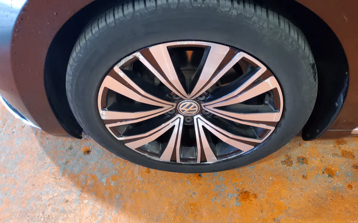 Volkswagen Arteon 2018 - Image 5