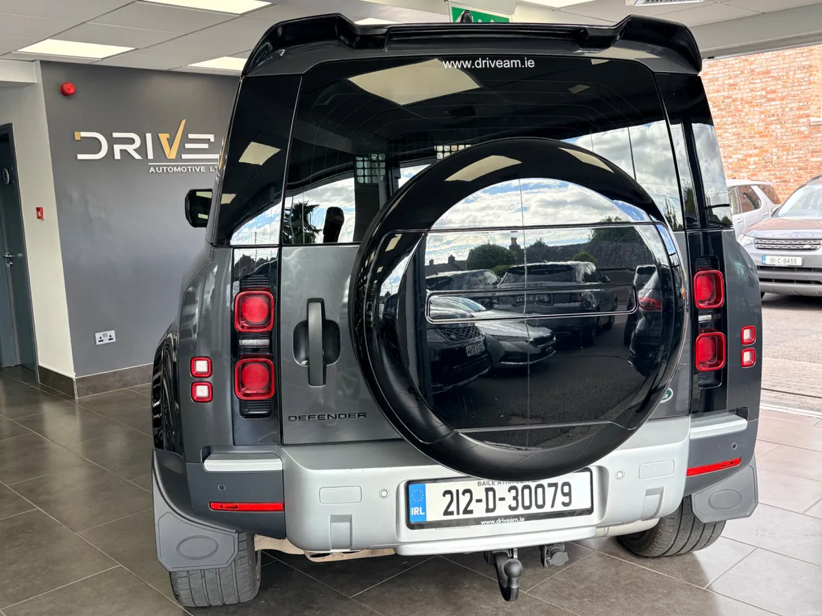 Land Rover Defender 90  2021***1 Year Warranty *** - Image 4