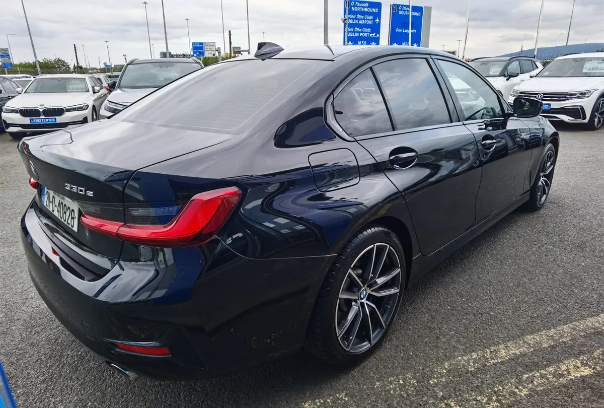 BMW 3 SERIES 330E XDRIVE SPORT PRO AUTOMATIC PHEV - Image 5