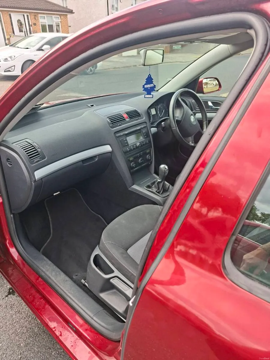 Skoda octavia 1.4 * Only 77,500 miles * - Image 4