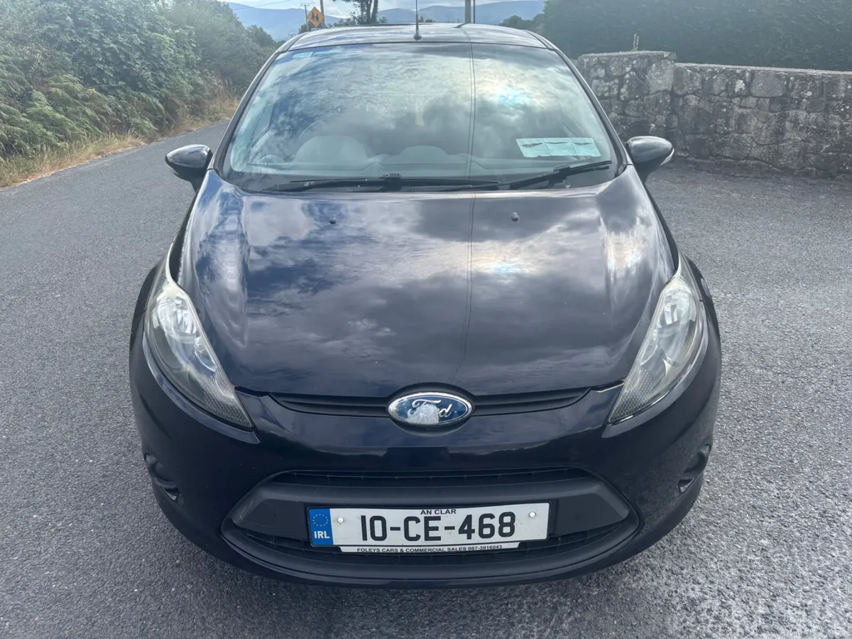 Ford Fiesta 2010 1.2 - Image 2