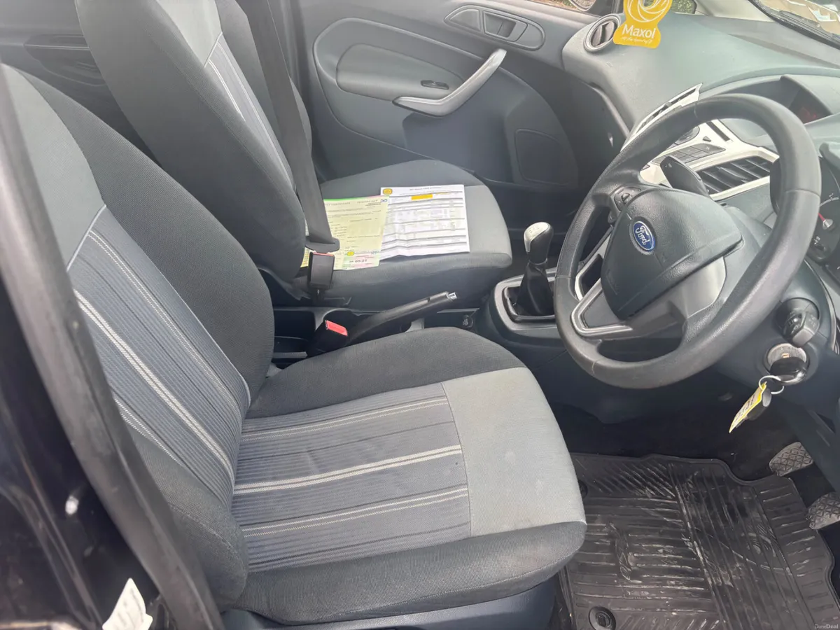 Ford Fiesta 2010 1.2 - Image 6