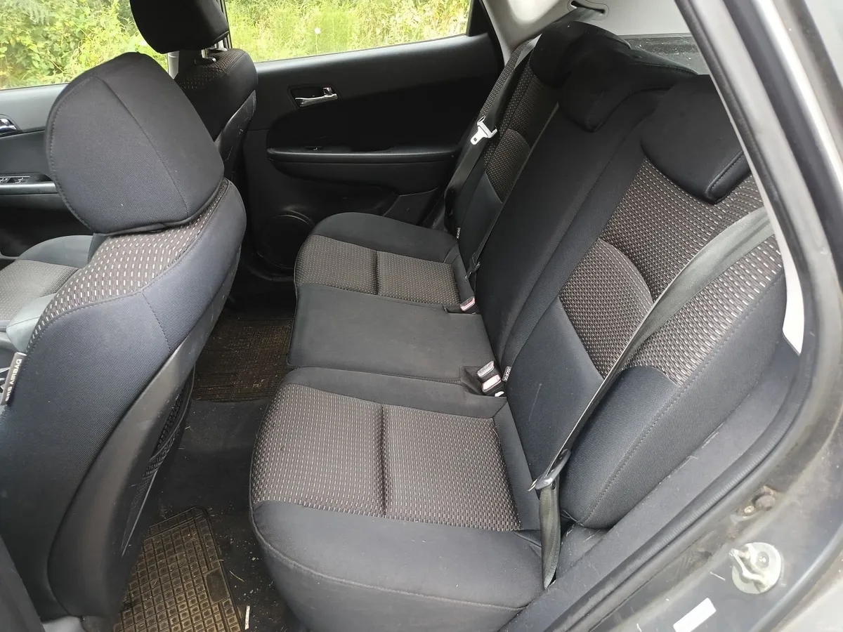 Hyundai i30 automatic 2008 - Image 4