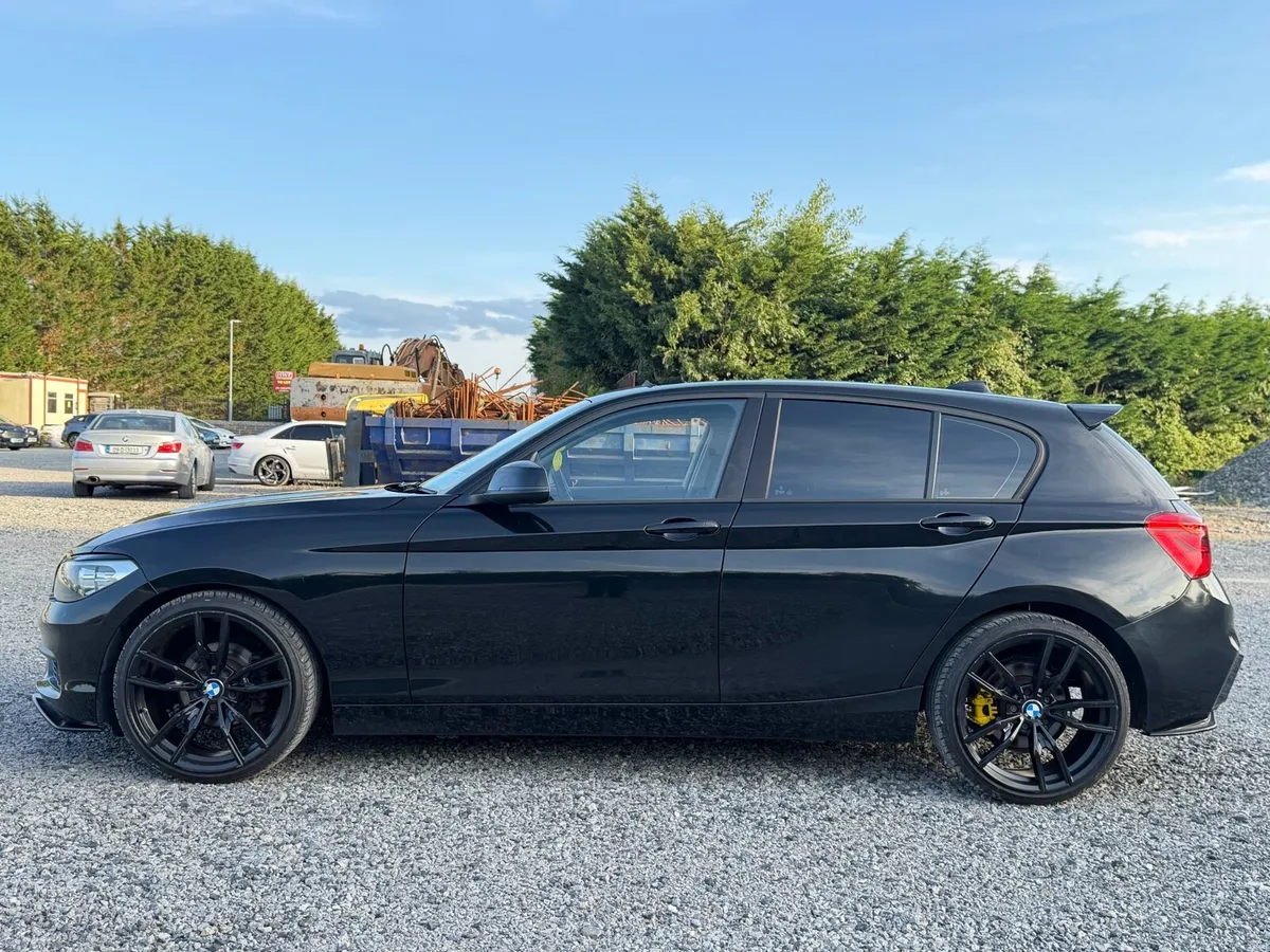 BMW 1 SERIES-116D-1.5L DIESEL-MANUAL-SUNROOF - Image 2