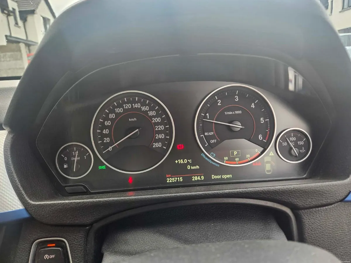 BMW 4-Series 2015 - Image 4