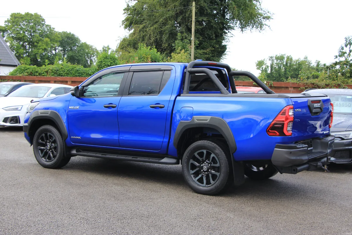Hilux Invincible X * Auto * Highest spec model - Image 6