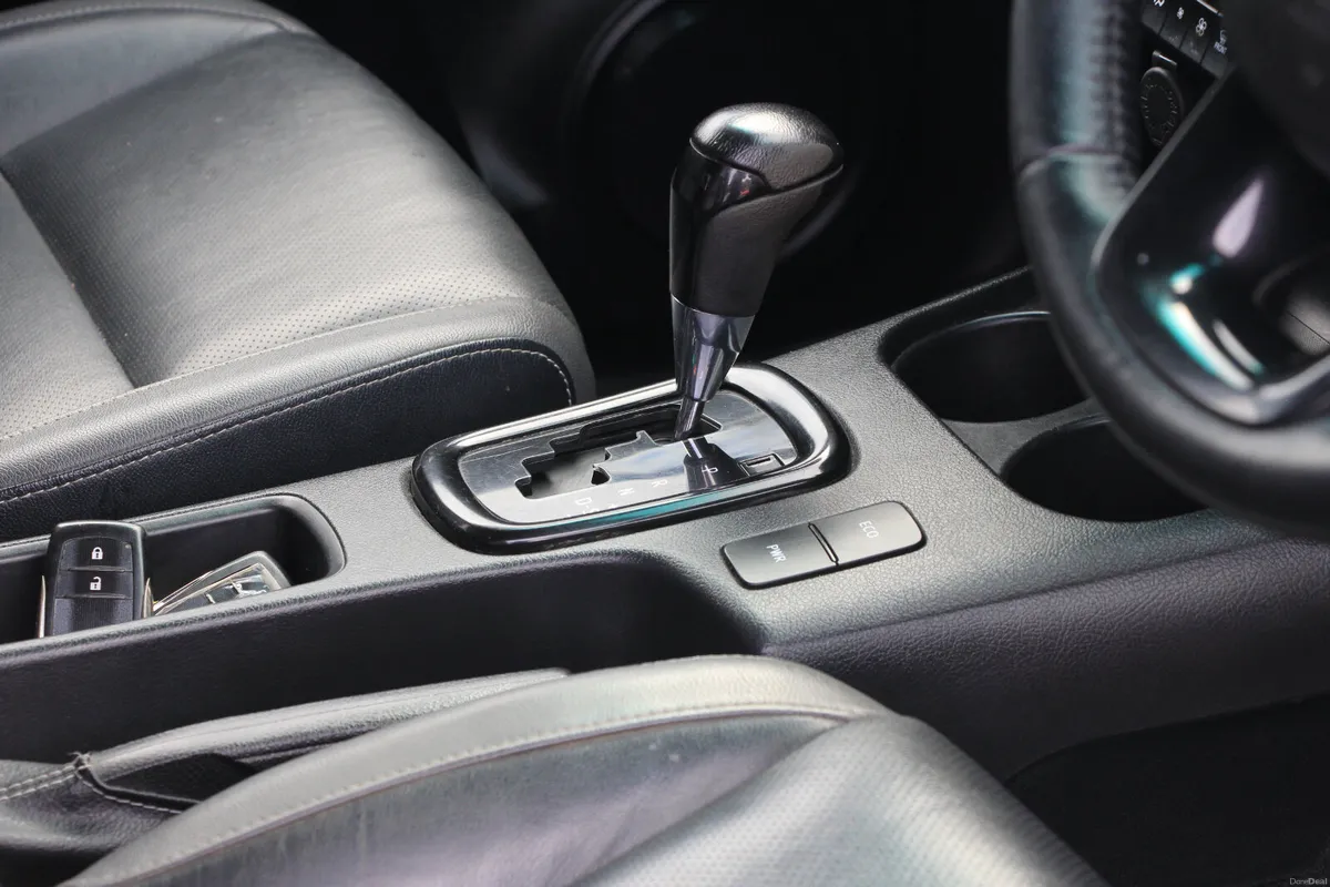 Hilux Invincible X * Auto * Highest spec model - Image 5