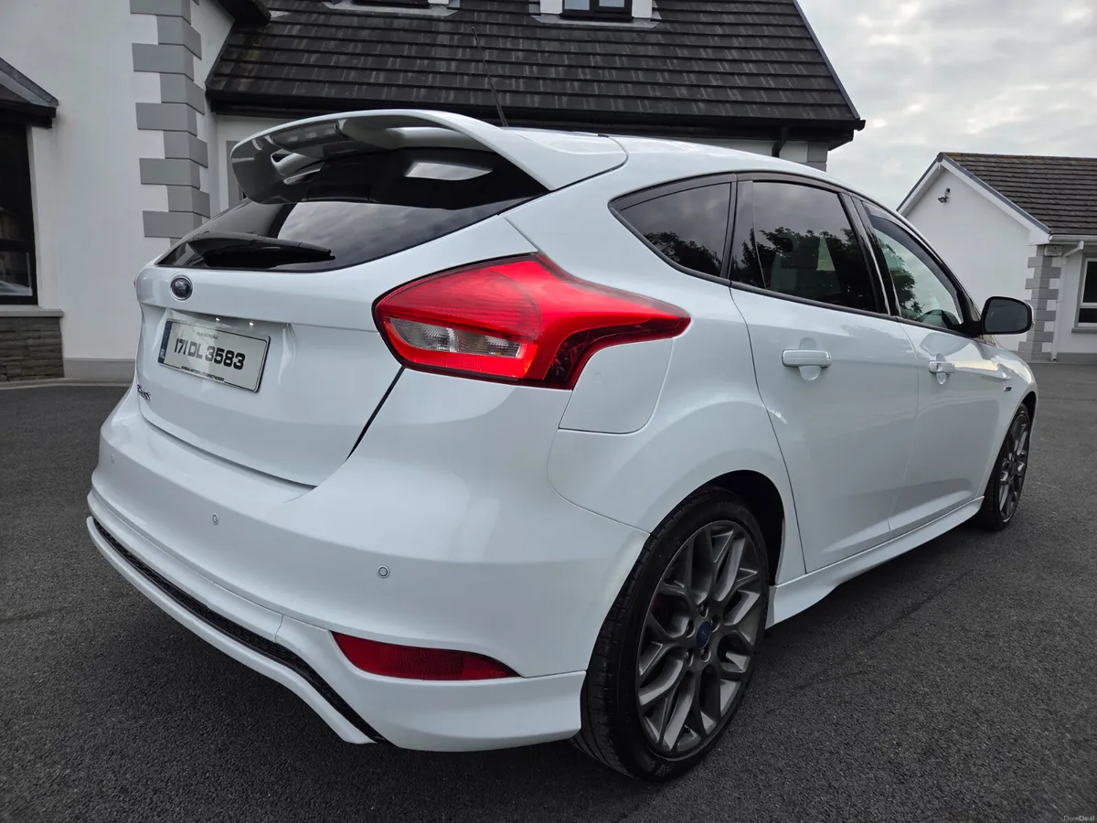 2017 FORD FOCUS ST LINE 1.5TDCI 120BHP - Image 3