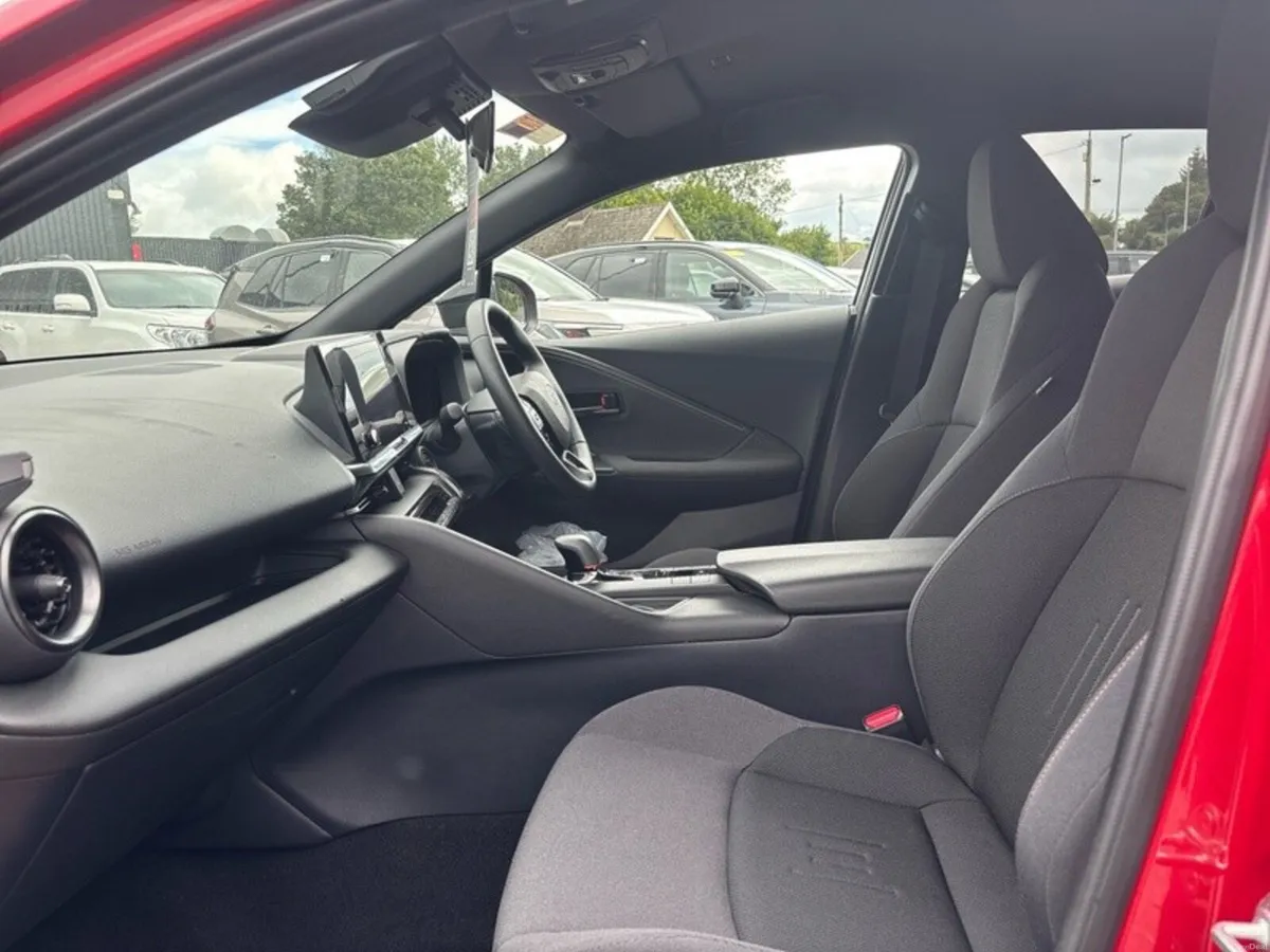 Toyota C-HR USED CAR SALE!! C-HR PHEV SPORT - Image 6