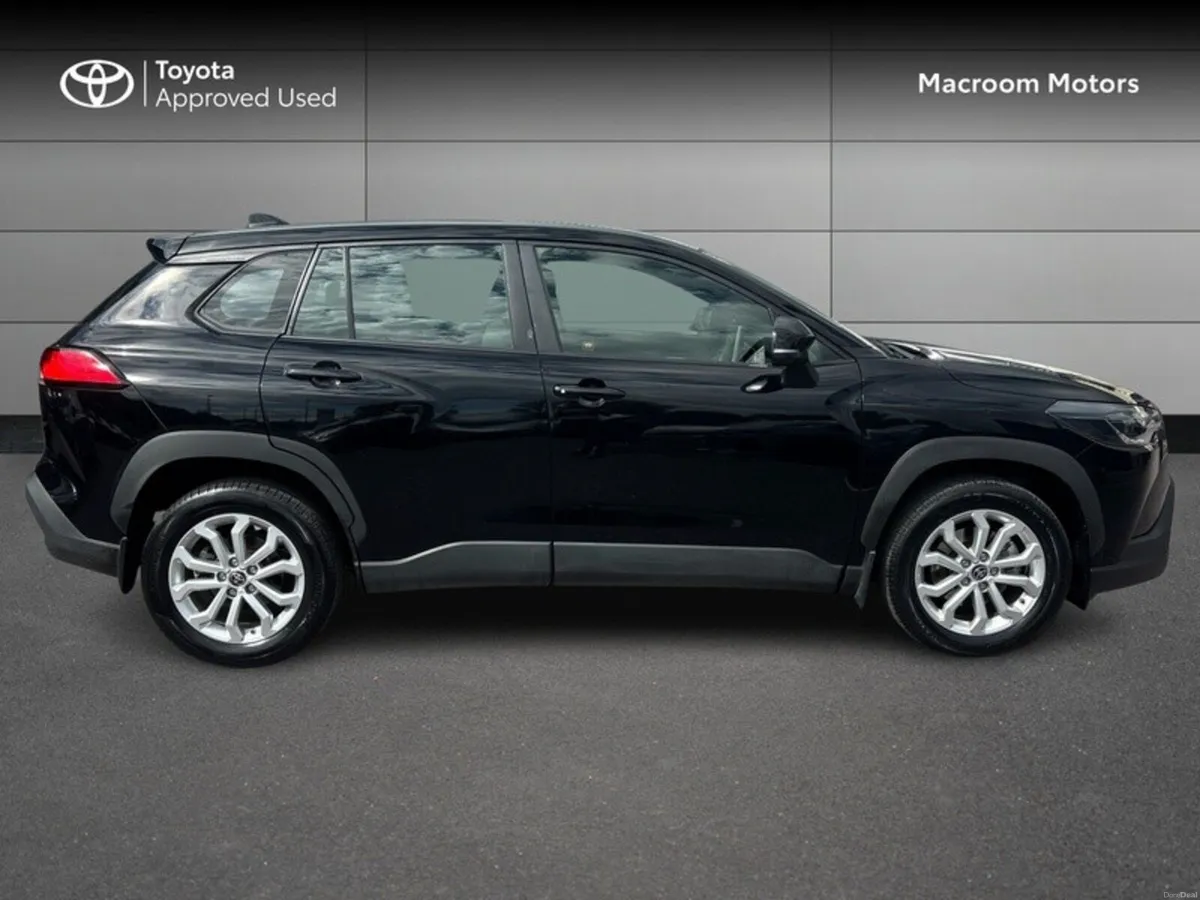 Toyota Corolla Cross CROSS LUNA 1.8 - Image 3