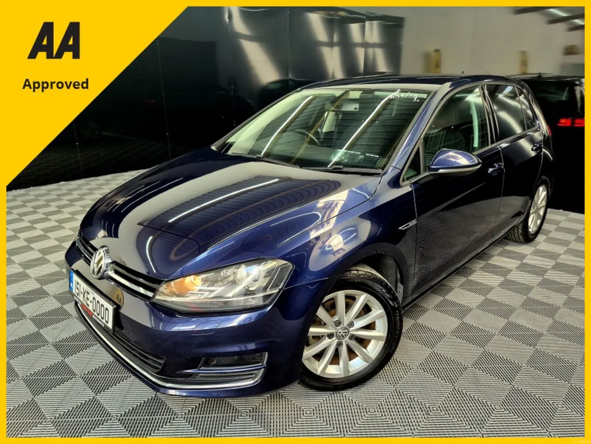 🚗 2015 Volkswagen Golf  Lounge | Auto | 109km🚗 - Image 2