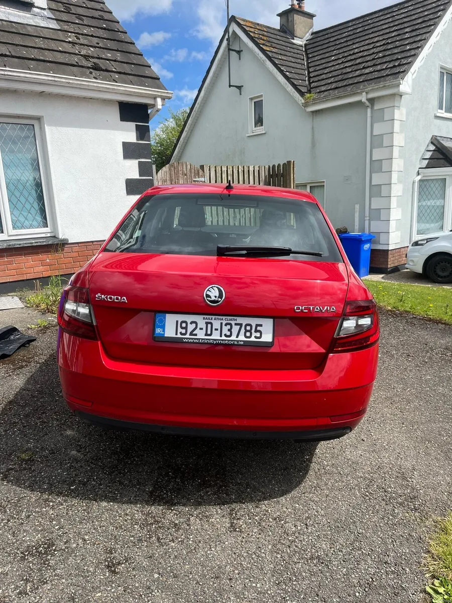 Skoda Octavia 1.6 Diesel - Image 4