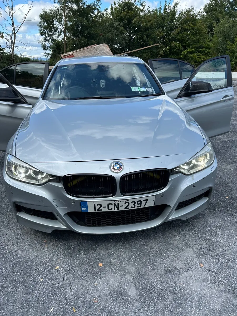BMW 3-Series 2012 - Image 4