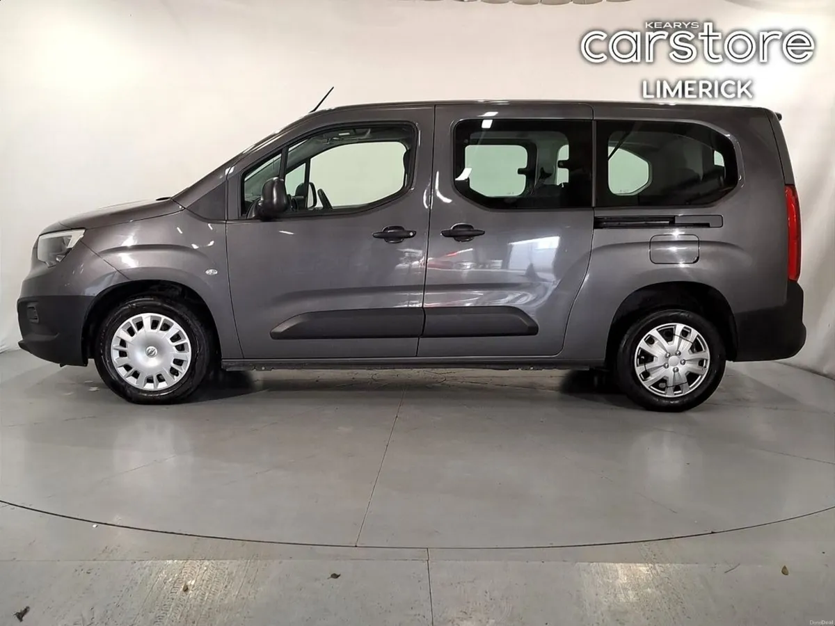 Opel Combo 1.5 Turbo D 100PS Energy XL 7 Seater - Image 6