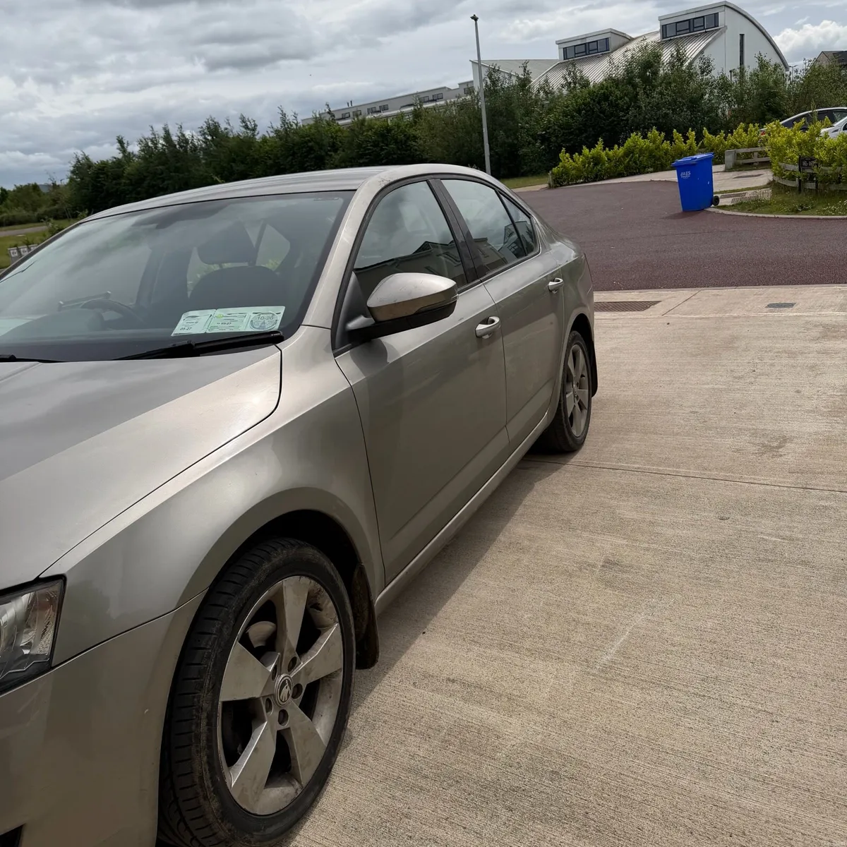 2015 Skoda Octavia 1.6 TDI Elegance Automatic - Image 2