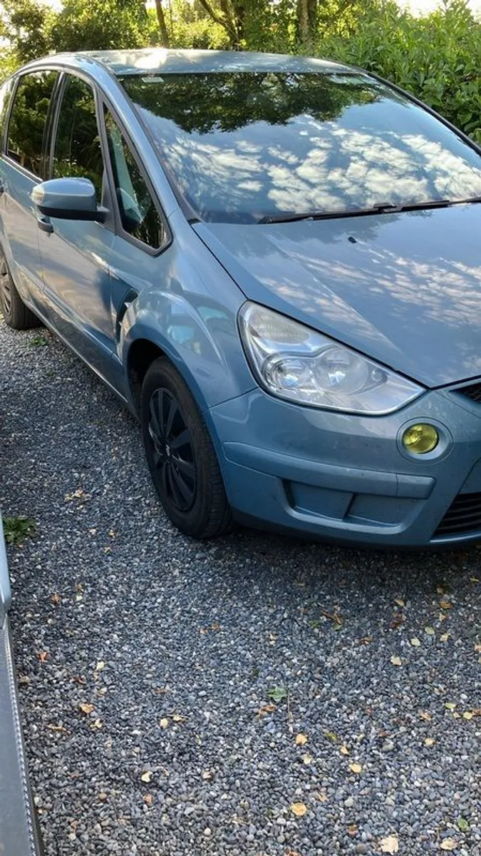 2010 Ford S-max - Image 2