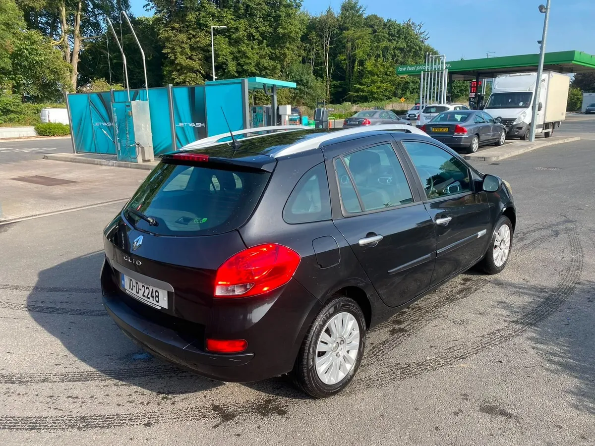 Renault Clio 2010 - Image 4