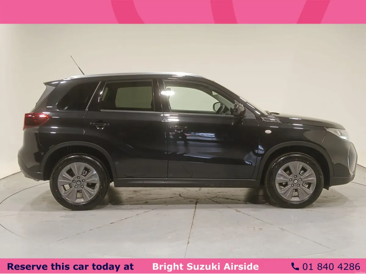 Suzuki Vitara HERE IN STOCK Motion 1.4 Manual Hybr - Image 5