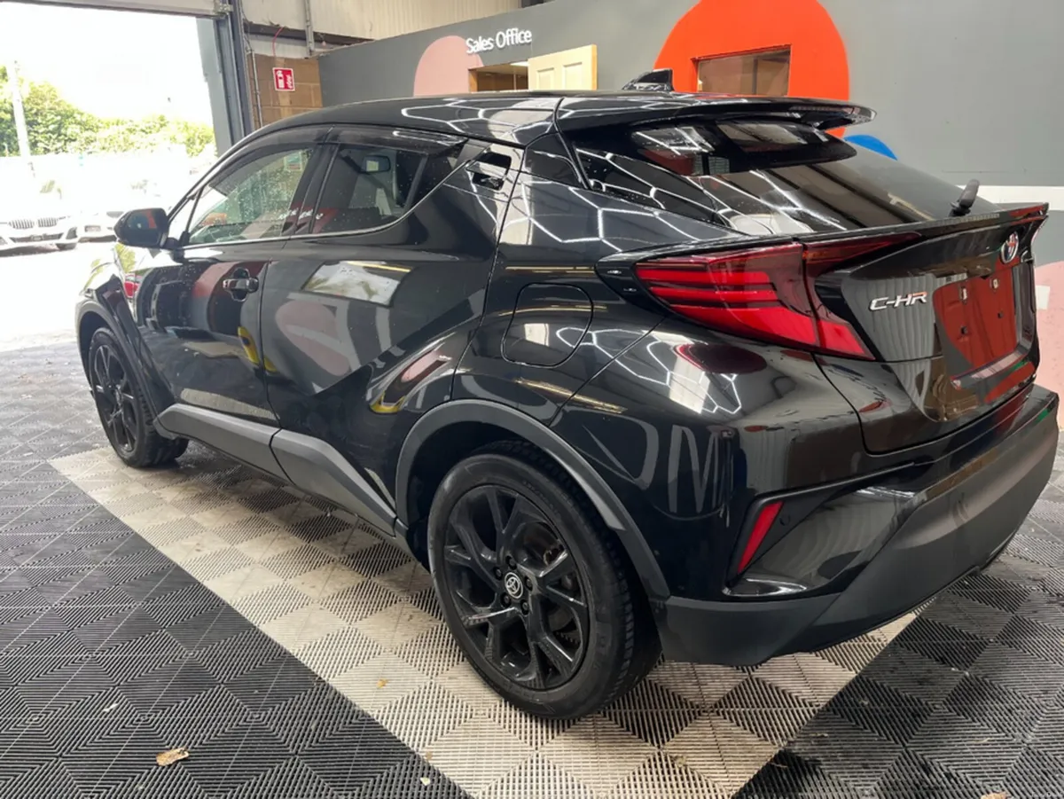 Toyota C-HR 2021 TOYOTA C-HR G MODE NELO SAFTY PLU - Image 5