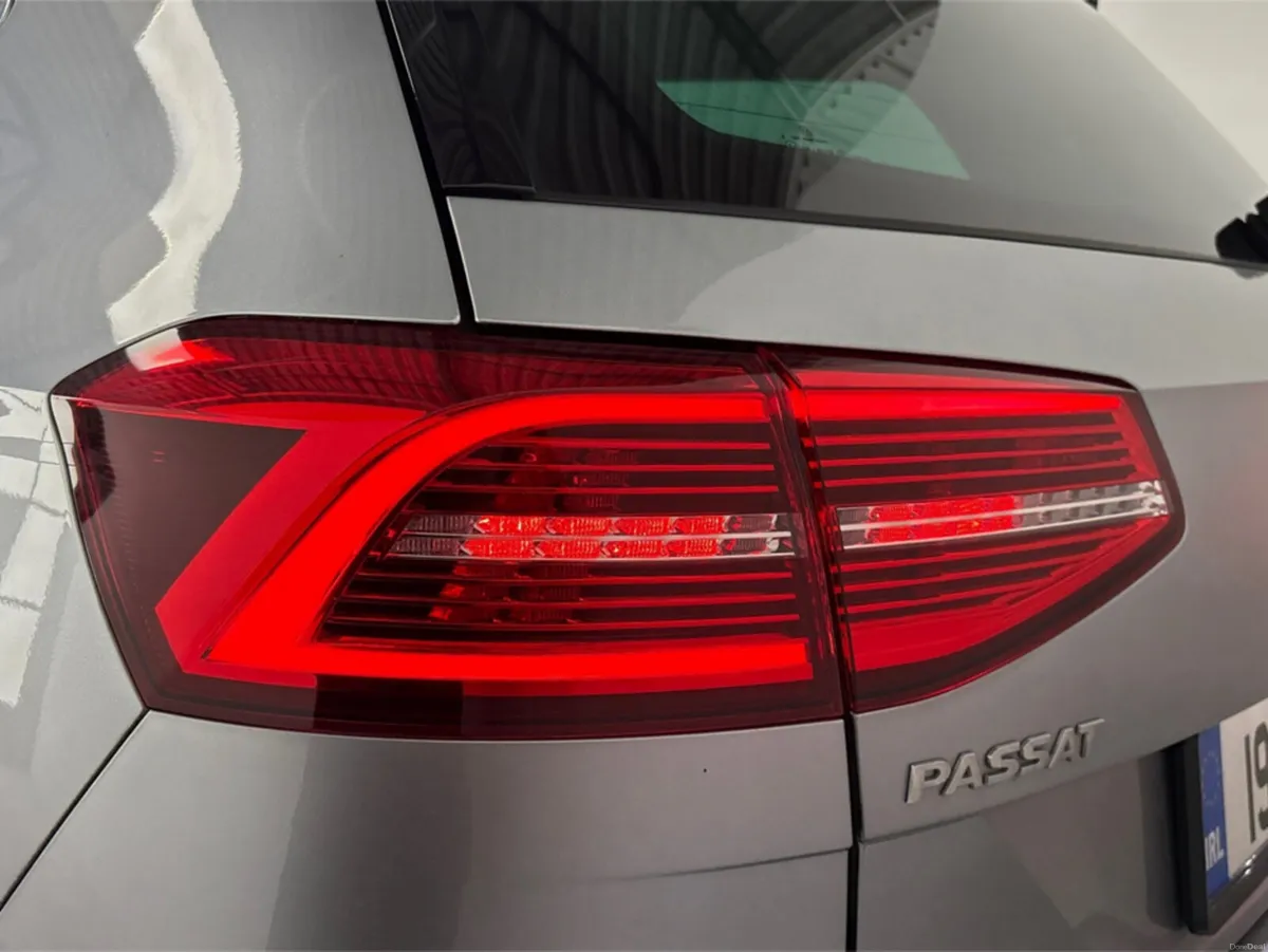 Volkswagen Passat HIGHLINE 2.0 TDI 6SPEED **FULL B - Image 3