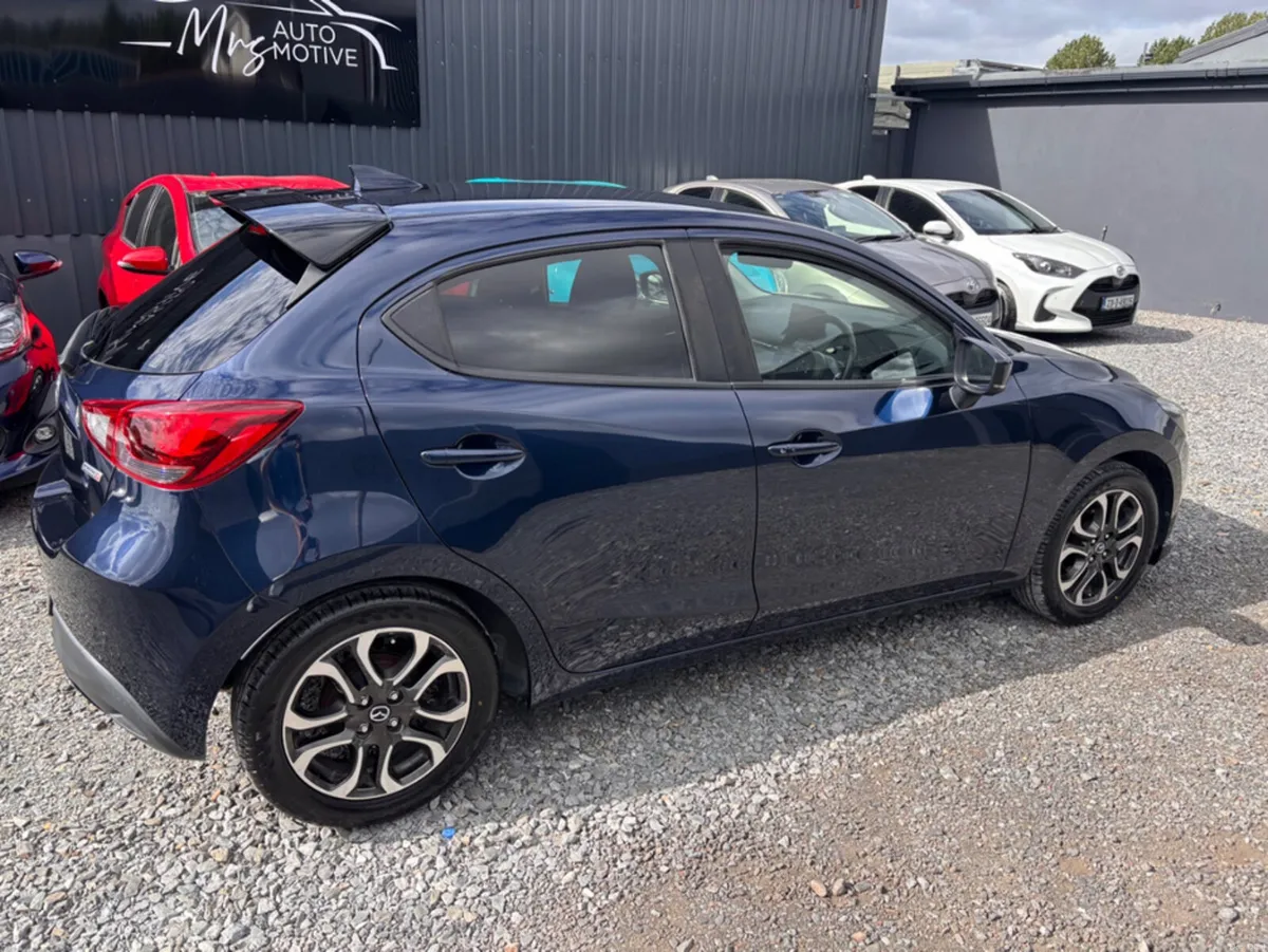 Mazda Demio 1.5 DIESEL AUTOMATIC - Image 2