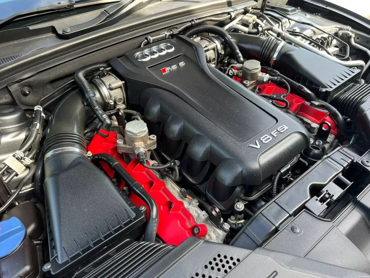 Audi RS5 QUATTRO 4.2 V8 FSI AUTO // FULL SERVICE H - Image 2
