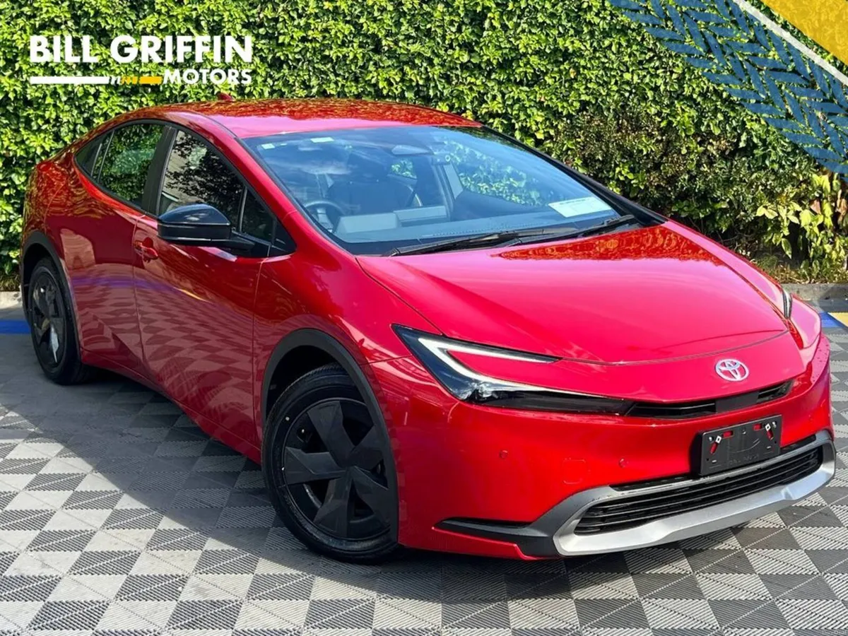 Toyota Prius 1.8 HYBRID AUTO ** TINY MILEAGE ** // - Image 1