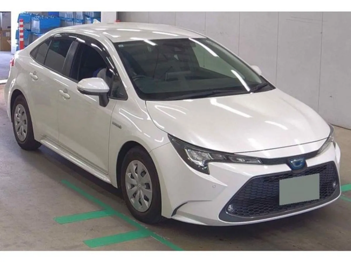 Toyota Corolla 1.8 Petrol Hybrid Auto - Image 2