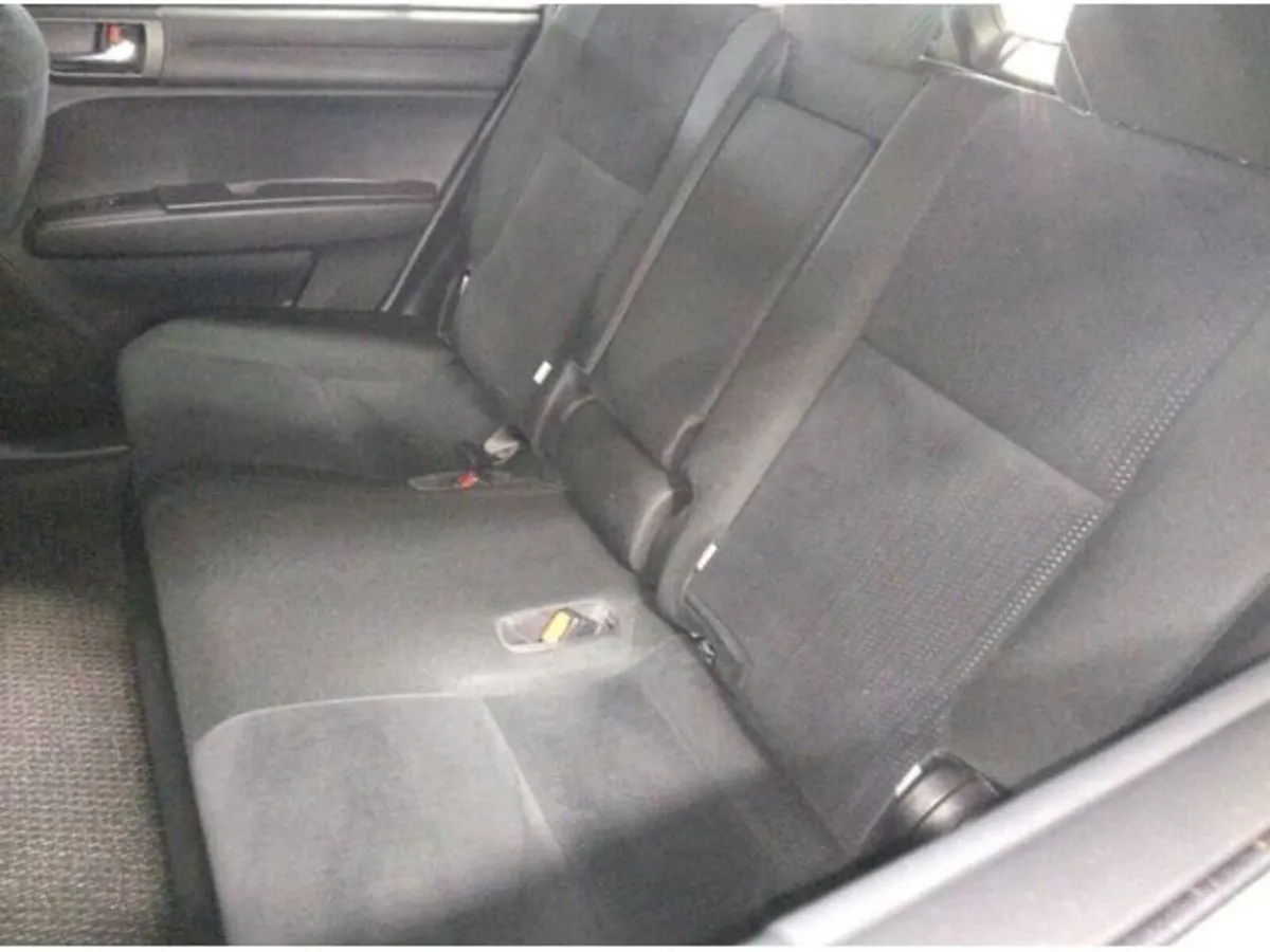 Toyota Corolla 1.5 Corolla Fielder Petrol Hybrid A - Image 6