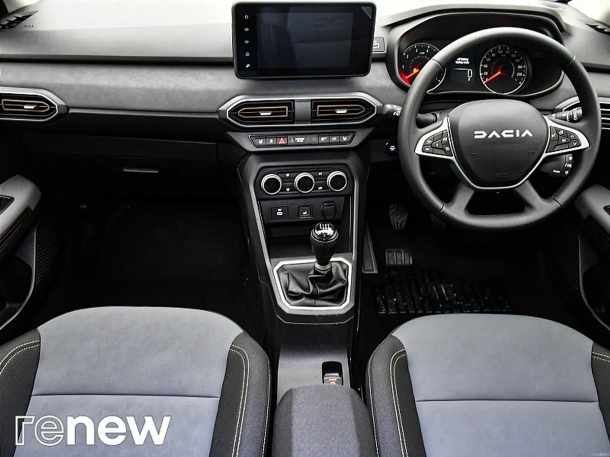 Dacia Sandero Stepway TCe 90 Extreme - Image 2