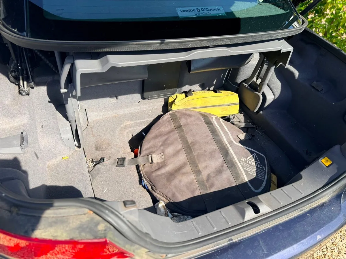Car - Image 3