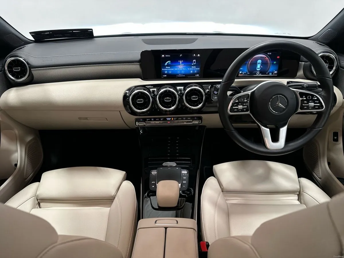 Mercedes-Benz CLA CLA180 D Coupe Progressive Line - Image 2