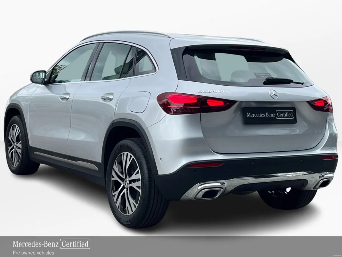 Mercedes-Benz GLA 180D Progressive Line Plus Compa - Image 4