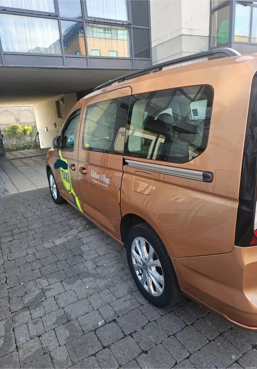 Wheelchair taxi - Image 4
