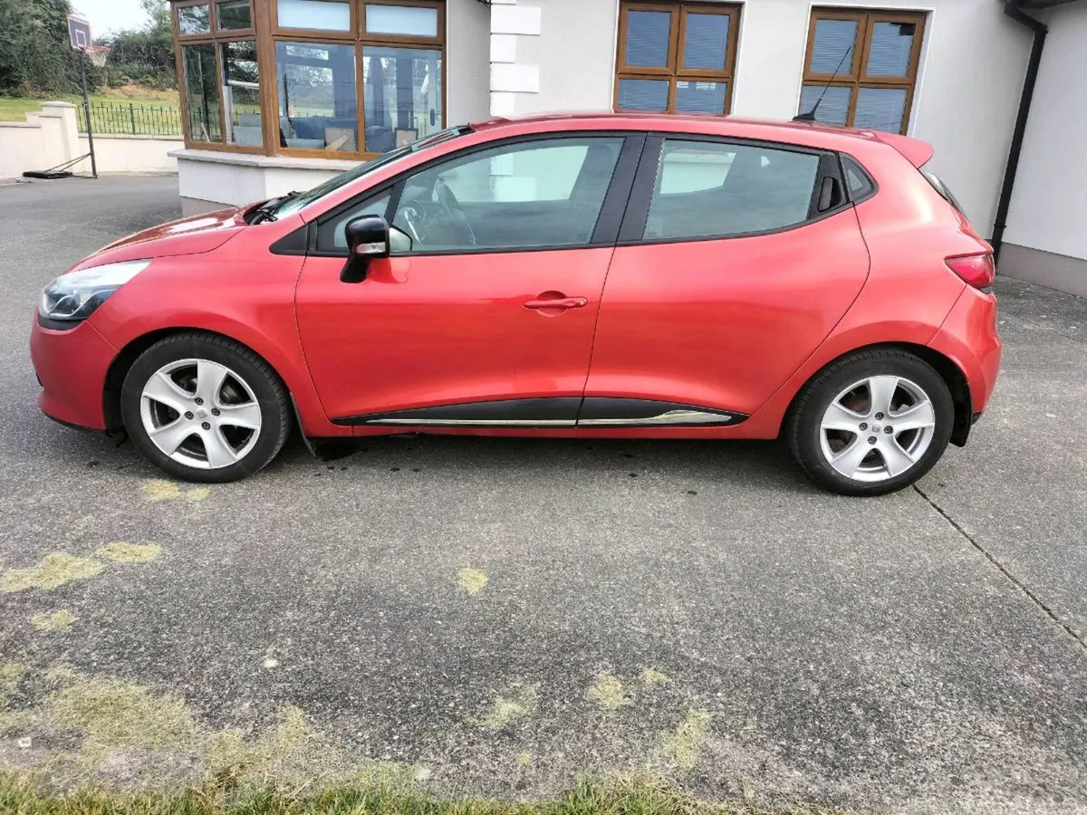 131 Renault Clio - Image 2