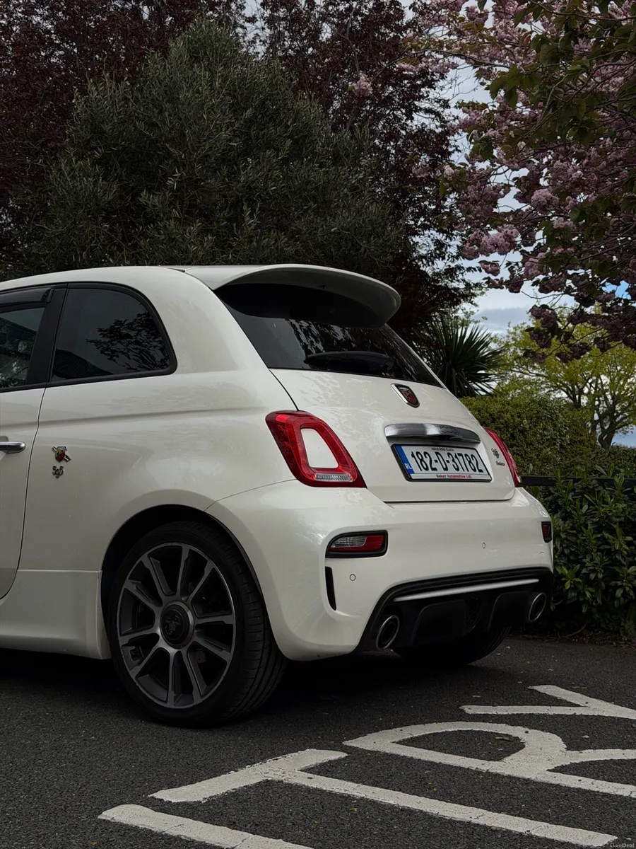 Abarth 595 Turismo 2018 1.4 T-Jet - Image 3